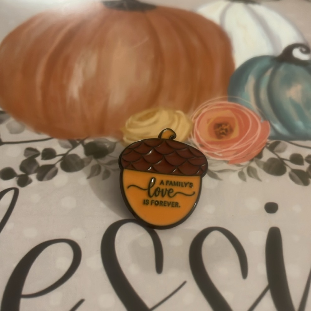 Acorn Lapel Pin